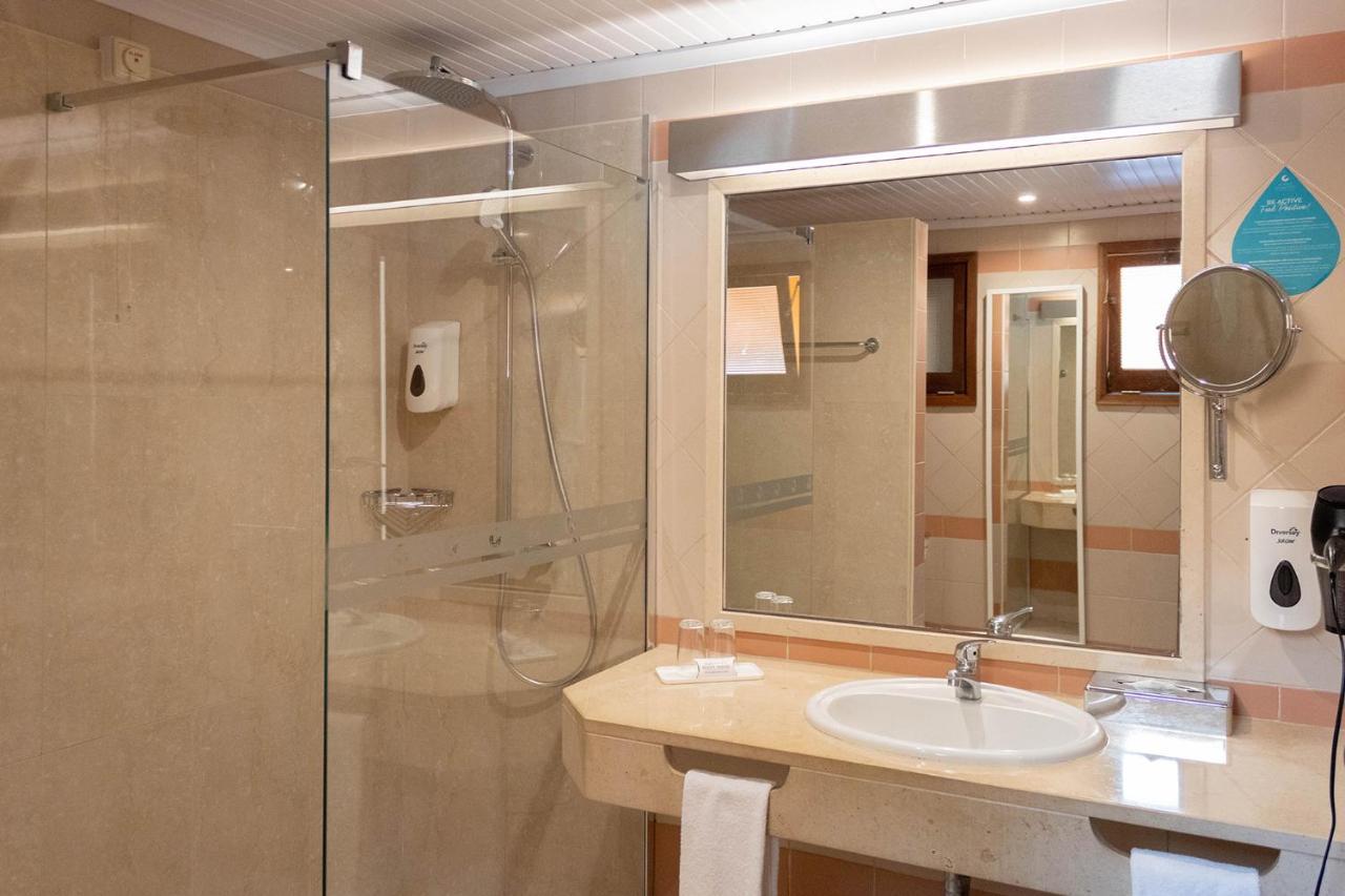 Hotel Alpino Atlantico Ayurveda Cure Centre - Adults Only Canico  Bagian luar foto